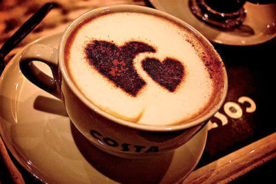 “CAFÉ PARA-DOS”