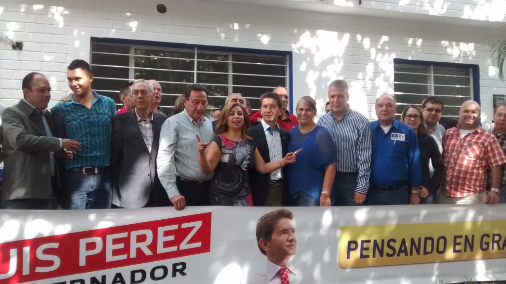 FAJARDISTAS CON PÉREZ 1 IMG_20150814_083847829